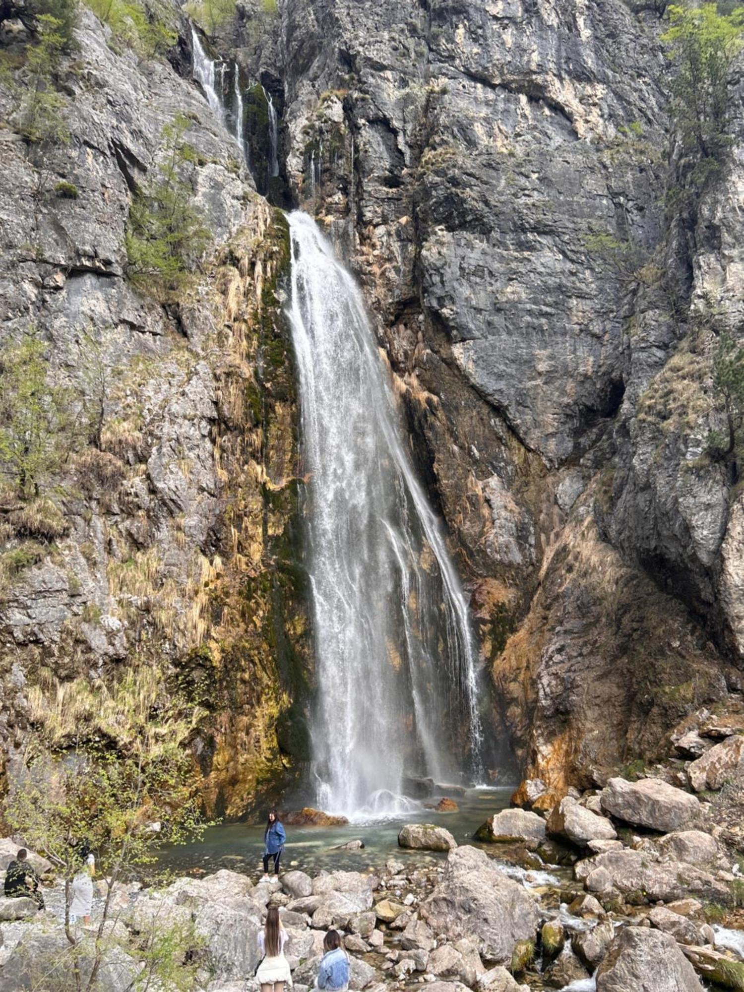 Shkodra Hostel & Day Tours Екстериор снимка