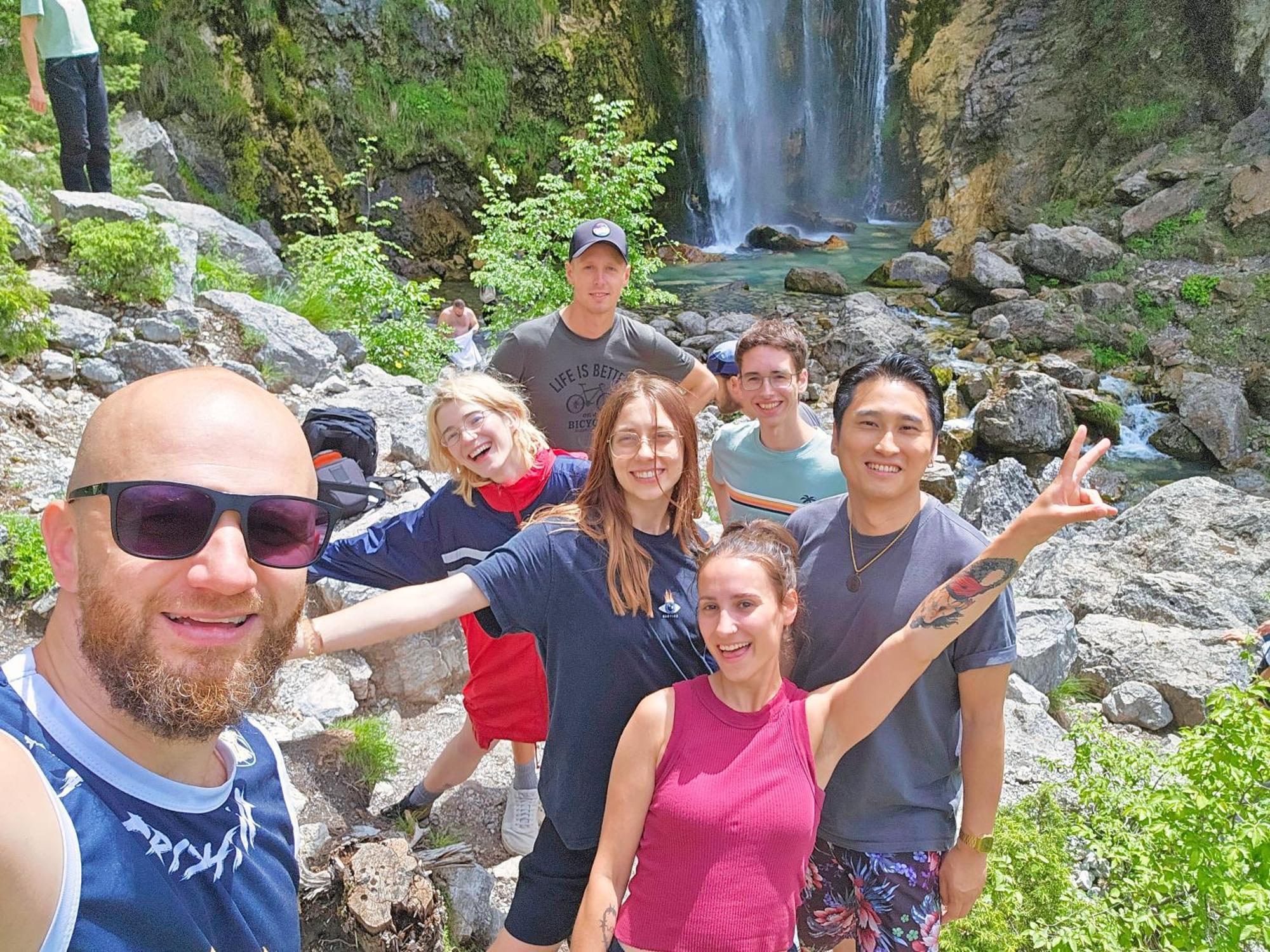 Shkodra Hostel & Day Tours Екстериор снимка