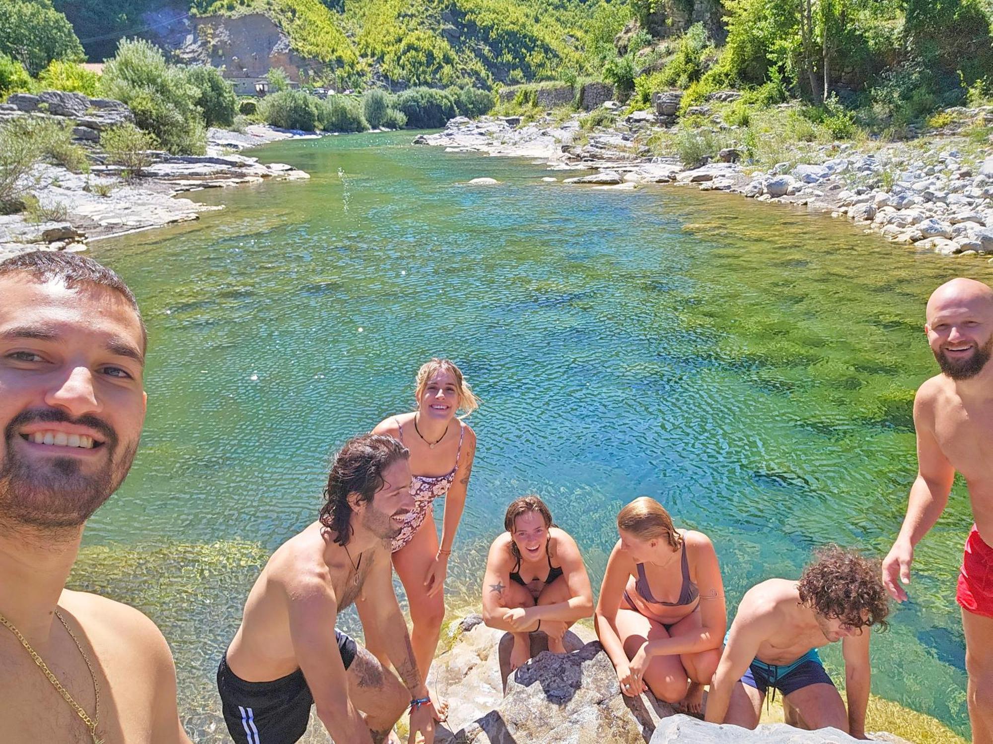 Shkodra Hostel & Day Tours Екстериор снимка