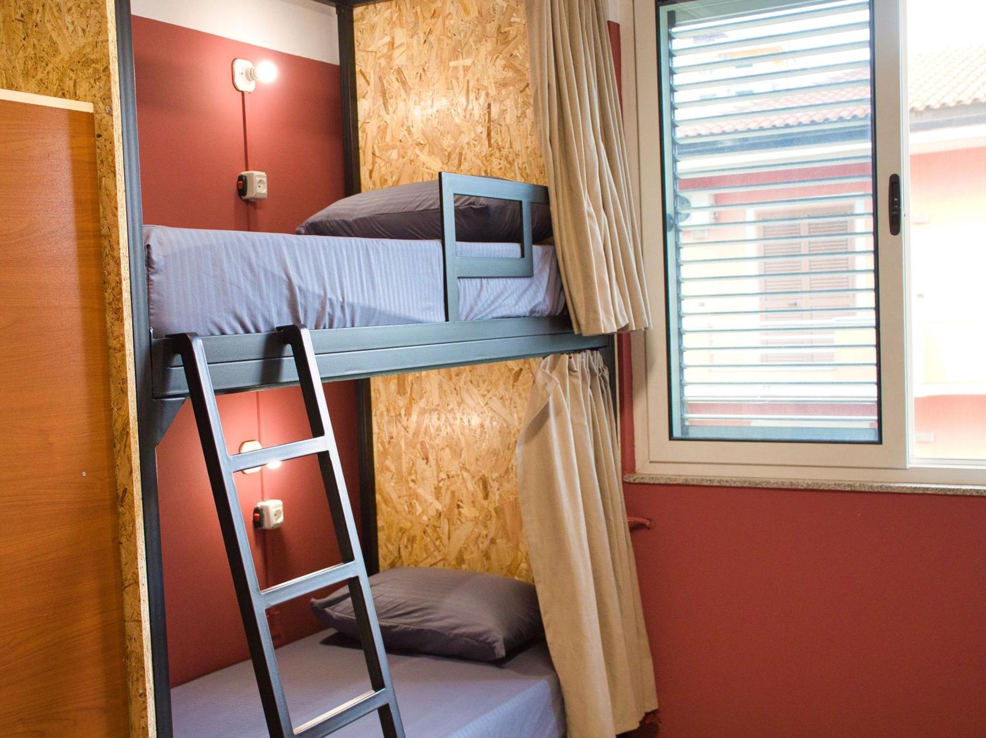 Shkodra Hostel & Day Tours Екстериор снимка