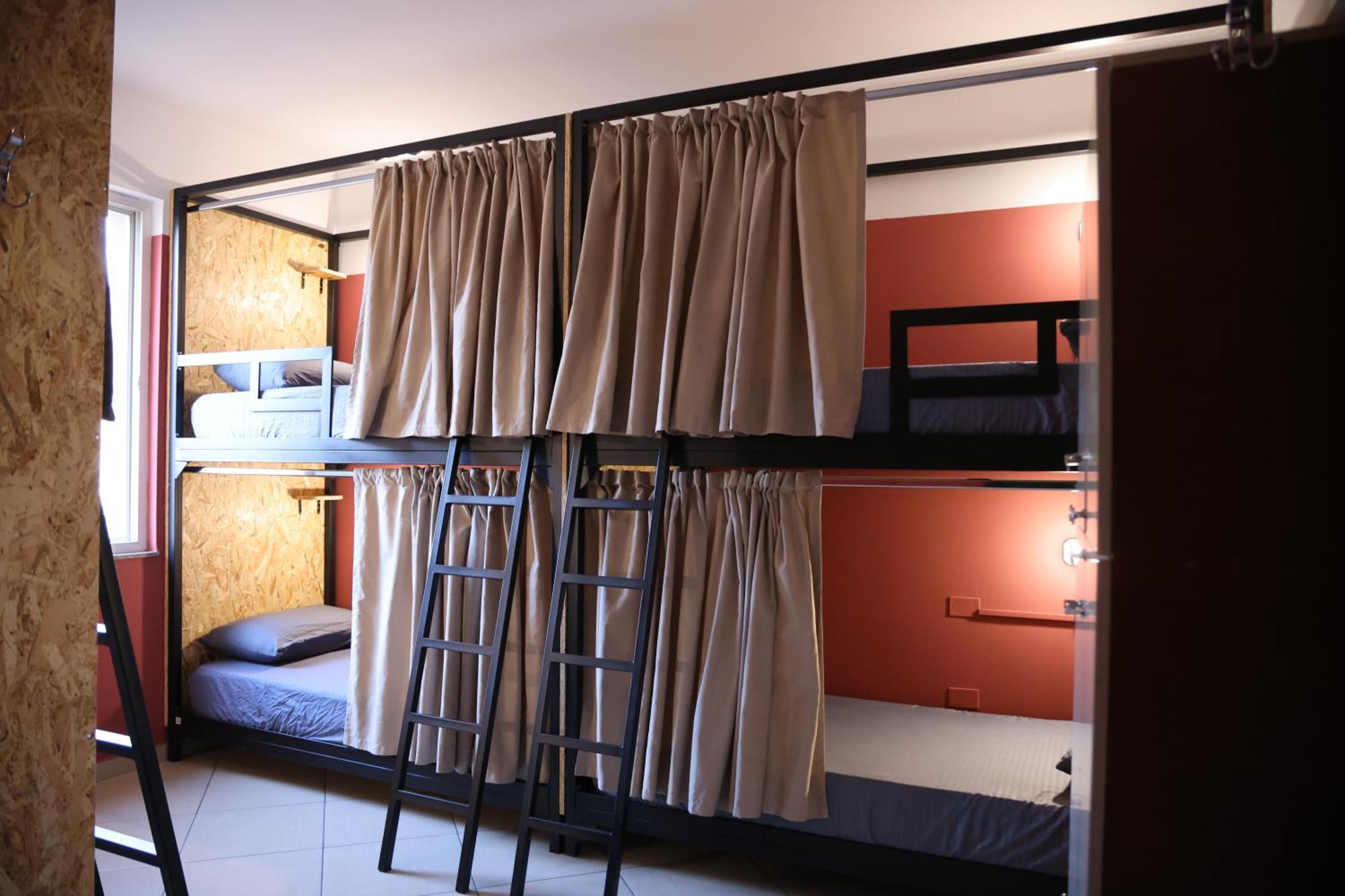 Shkodra Hostel & Day Tours Екстериор снимка