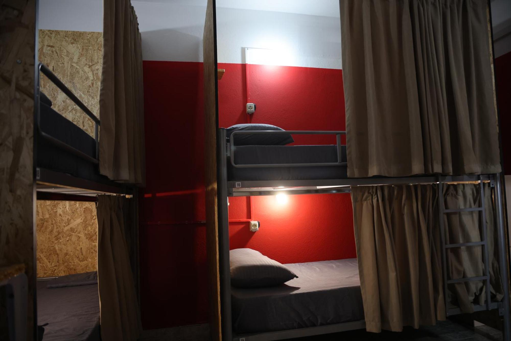 Shkodra Hostel & Day Tours Екстериор снимка